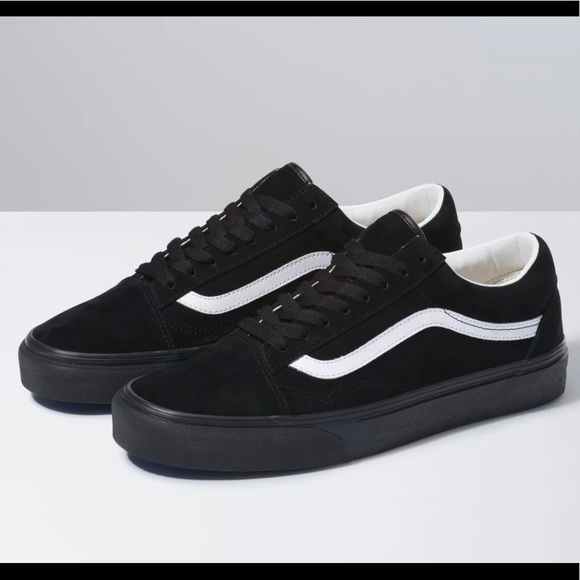 Vans Shoes - Vans Old Skool Pig Suede Black